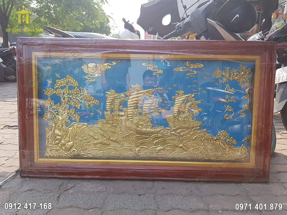 Tranh thường được treo tại kh&ocirc;ng gian sang trọng trong nh&agrave; như ph&ograve;ng kh&aacute;ch, ph&ograve;ng l&agrave;m việc hay thư ph&ograve;ng